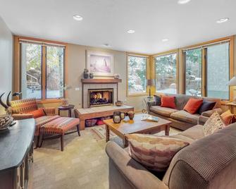 Tamarack Townhomes - Coraltree Residence Collection - Snowmass Village - Sala de estar