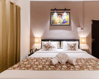La Vagator by BasilStays Goa - Vagator - Schlafzimmer
