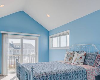 Ocean,pool, boardwalk bay, bed,new kitch,new bath,new furn, steps to ocean - Westhampton Beach - Habitación