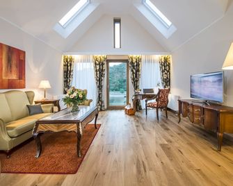 Bellevue Rheinhotel - Boppard - Living room