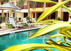 Aruba Quality Apartments & Suites - Oranjestad - Alberca