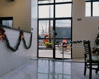 Poupahotel - Taubate - Receptie