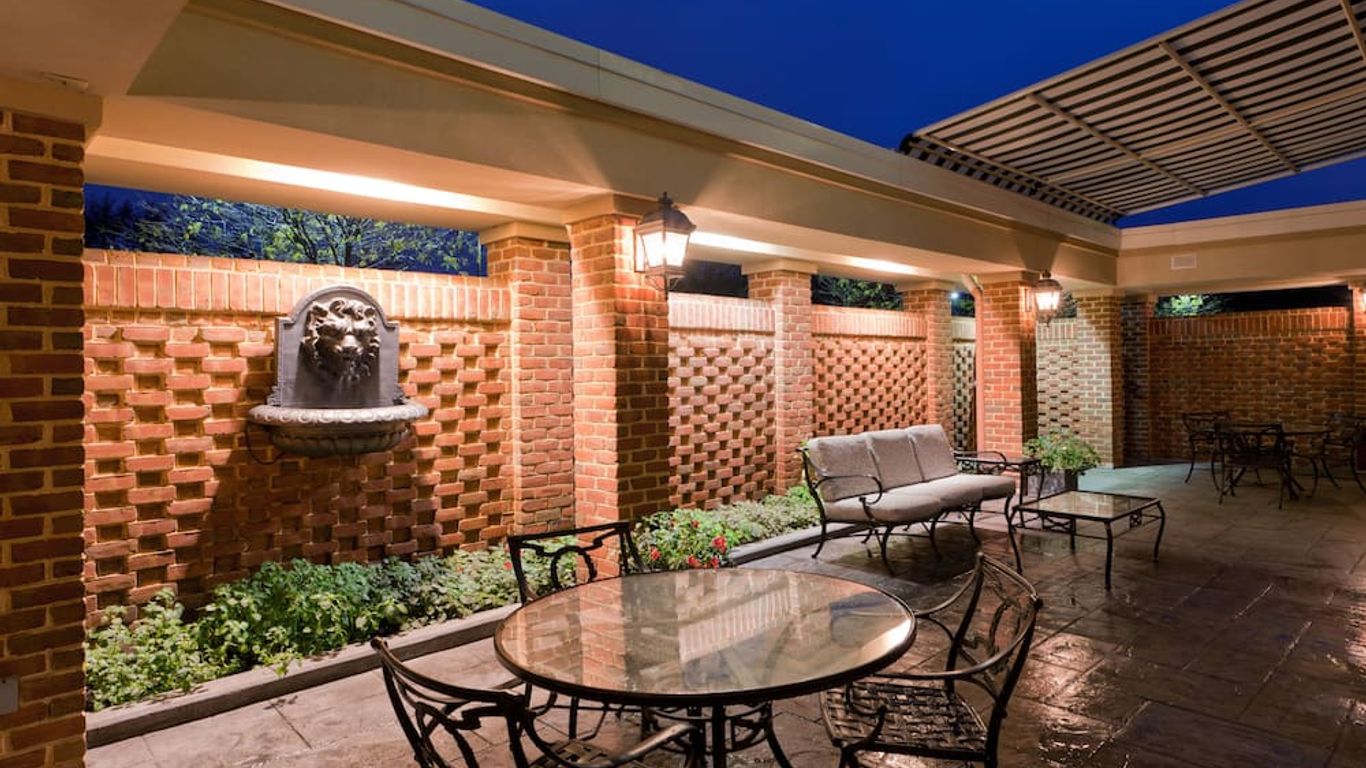 Holiday Inn Express State College @williamsburg Sq By IHG