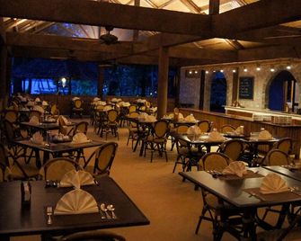 Sangat Island Dive Resort - Coron - Restaurante