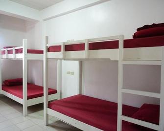 Tarasa Hostel - Pasay - Bedroom