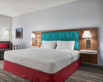 Hampton Inn & Suites Charlotte-Arrowood Rd. - שרלוט - חדר שינה