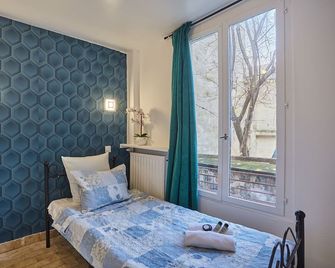Hotel Petit Vix - Paris - Bedroom