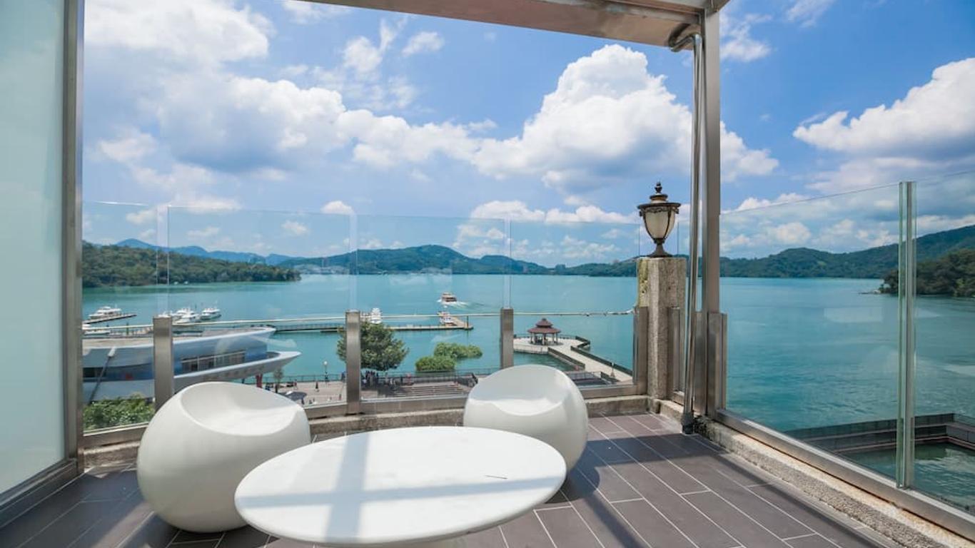 شويان ليك سايد هوتل