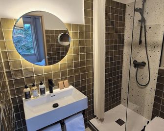Hôtel La Garrigue & Bar Le Perchoir - Pernes-les-Fontaines