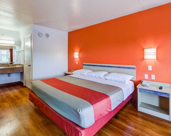 Motel 6 Norfolk - נורפולק - חדר שינה