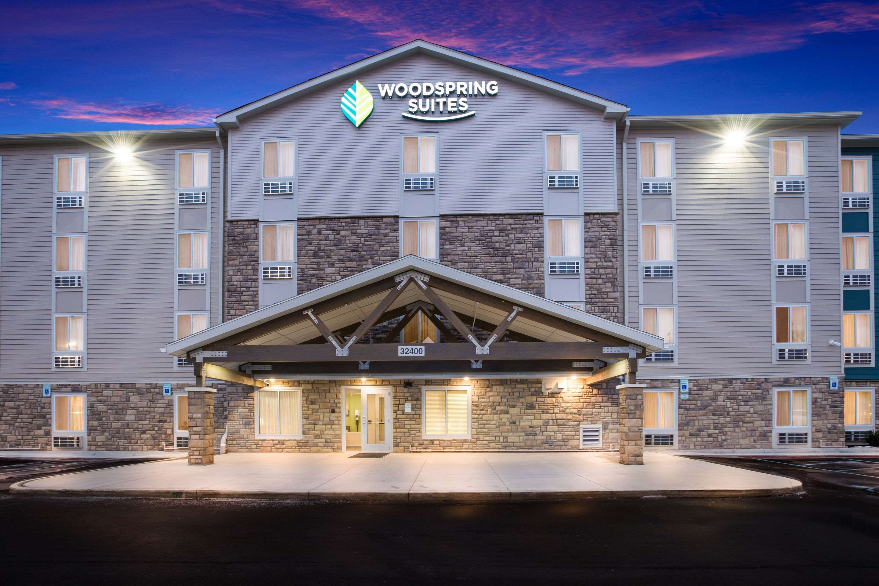 Woodspring Suites Detroit Madison Heights - Madison Heights - Будівля
