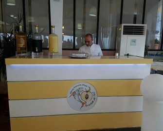 Alfredo Persichella 1960 - Bracciano - Front desk