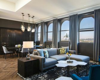 Renaissance Pittsburgh Hotel - Pittsburgh - Area lounge