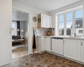 Amazing Home In Thisted - Thisted - Kitchen