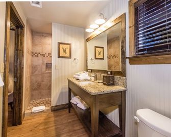 Vineyard Trail Cottages- Adults Only - Fredericksburg - Casa de banho