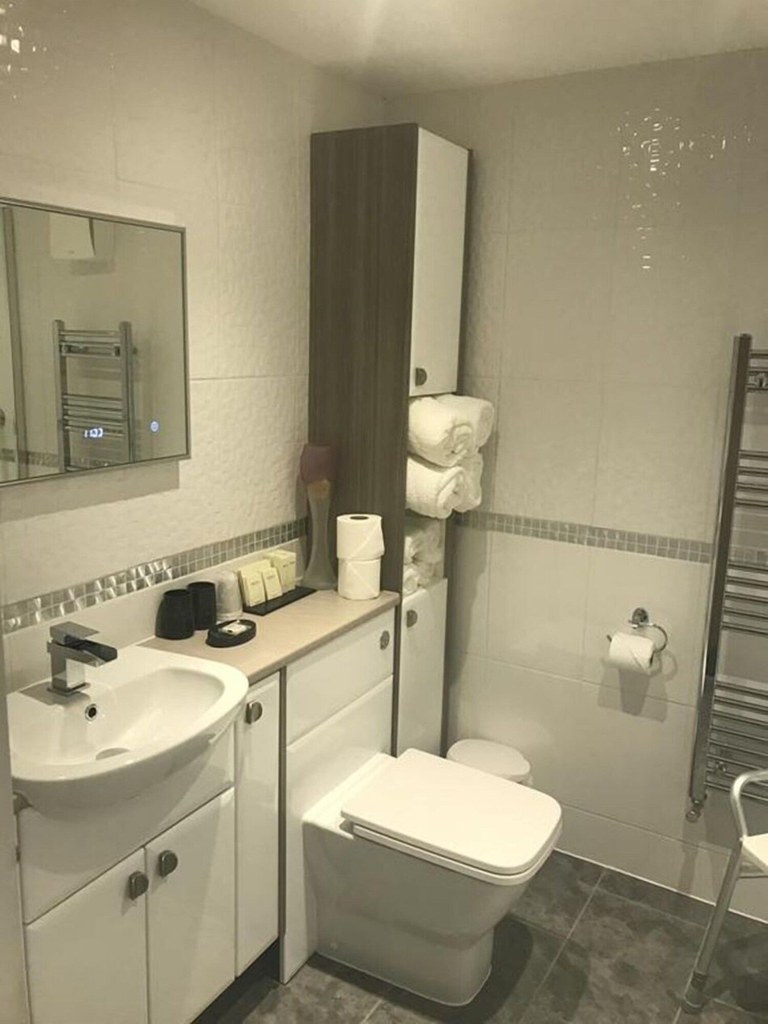 The White Hart Hotel - St. Austell - Phòng tắm
