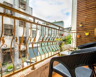 Zi Jing Cheng B&B - Hualien City - Balkon