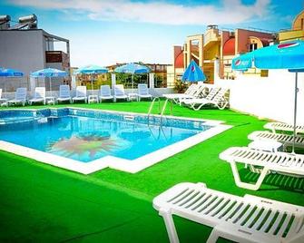 Hotel Apolis - Sozopol - Piscina