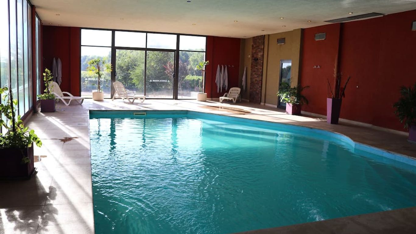 Fuente Mayor Hotel And Resort