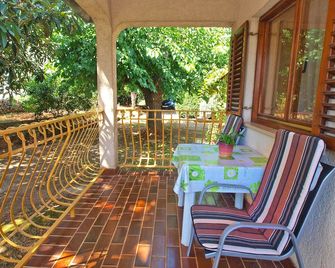 Apartments Milan 1457 - Rovinj - Patio