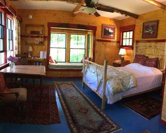 Camp Lillian Gorgeous New Cabin With Mountain Views - North River - Habitación