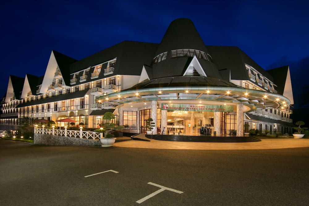 سويس- بيلريزورت توين لام - دا لات - مبنى