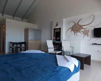 Hotel Theasis - Marathias - Habitación