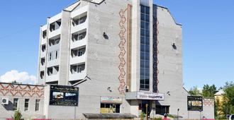 Hotel Buyan-Badyrgy - Kyzyl - Edificio