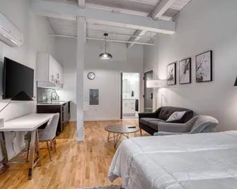 Cozy apartment in charming Hartford with AC, WiFi - Hartford - Bedroom