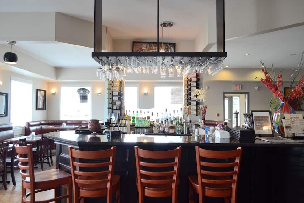 Quality Inn & Suites Edmonton International Airport - Leduc - Bar