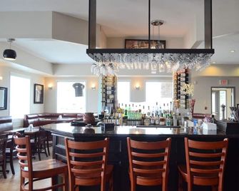 Quality Inn & Suites Edmonton International Airport - Leduc - Bar