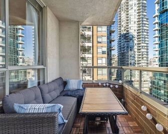DT Penthouse| Free Parking| Balcony| 9min to Beach - Vancouver - Balcone