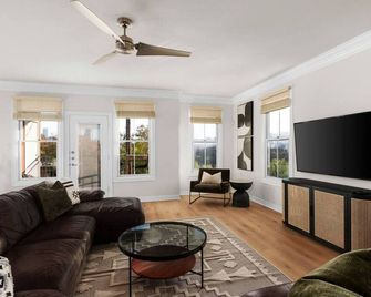 The Lamar Lookout - Austin - Huiskamer