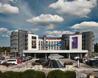 راديسون بلو هوتل، هامبورج ايربورت - هامبورغ - مبنى