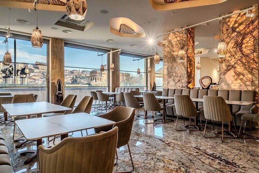 Grand Hotel & Therme Veliko Tarnovo - וליקו טרנובו - מסעדה