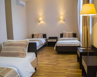 Korona Hotel - Magnitogorsk - Bedroom