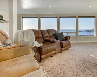 Ocean Front Condo, Walk to Everything! Whale Watcher's Point - Depoe Bay - Sala de estar