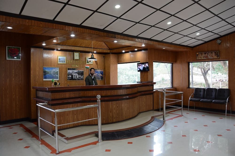 The Kings Kalindi Resort & Spa - מוסורי - דלפק קבלה