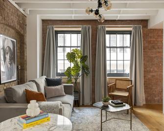 Cove Arne Street - London - Living room
