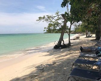 Cozy studio with WiFi in a gated community near Falmouth - Falmouth - Beach