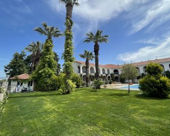 Burç Hotel - Dalaman - Edificio