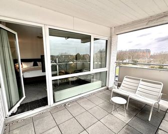 Avidonapartments - Düsseldorf - Balcón