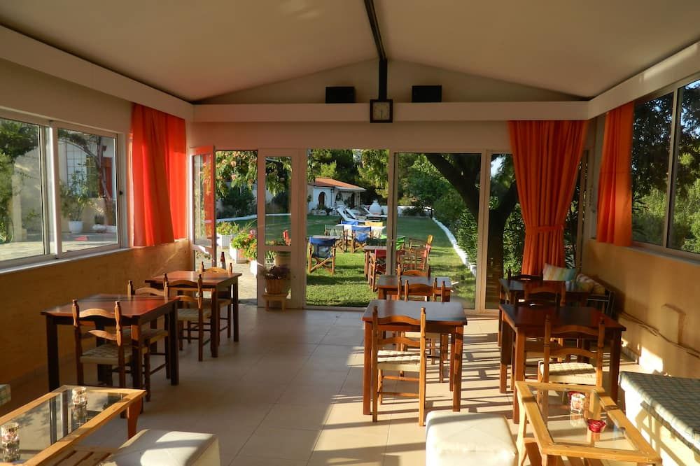 Asteri Studios - Skiathos - מסעדה