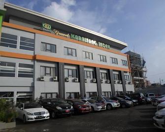 Hotel Grand Karawang Indah - Karawang - Building