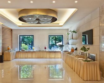 Fh55 Grand Hotel Mediterraneo - Florence - Buffet