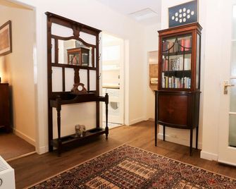 Family-oriented cottage | Pet-friendly - Alford - Servicio de la habitación
