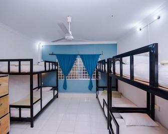 Sophea Hostel - Battambang - Bedroom