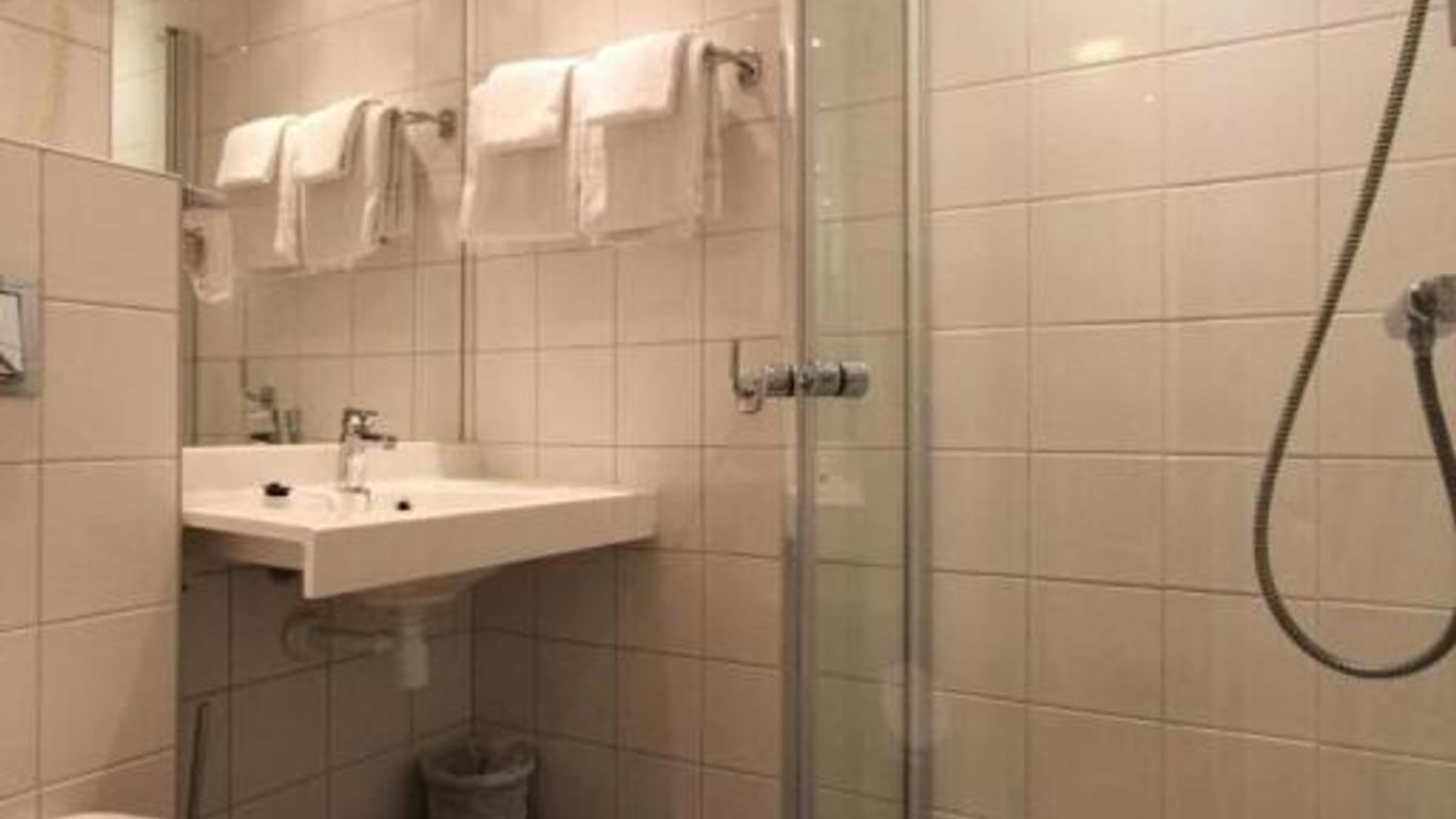 أوبدال توريست هوتل