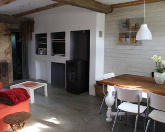 Owl Cottage in the Countryside in the Region of Tournai - Barry - Restaurante