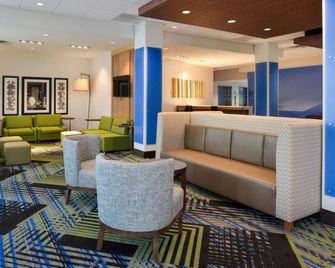 Holiday Inn Express & Suites Ottumwa By IHG - Ottumwa - Lounge